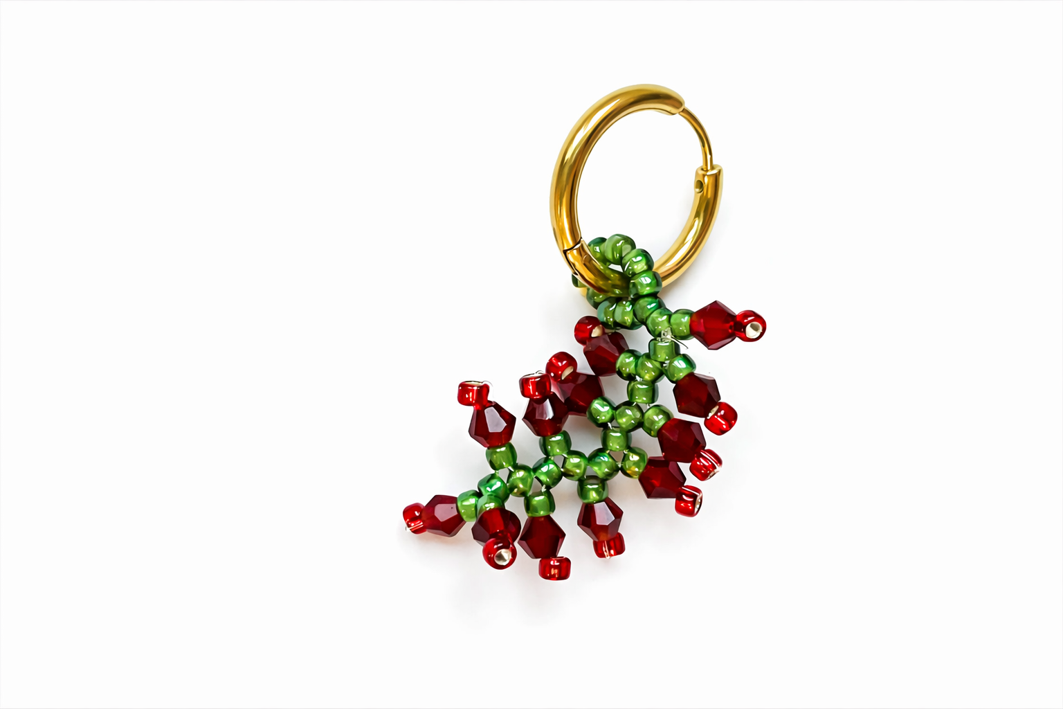 Handbeaded berries earring