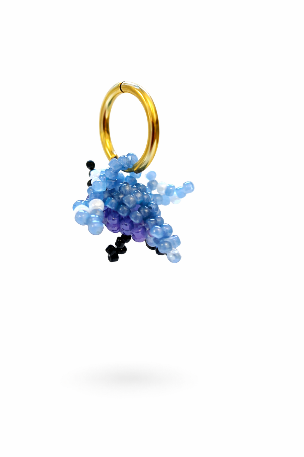 Handbeaded birdy earring
